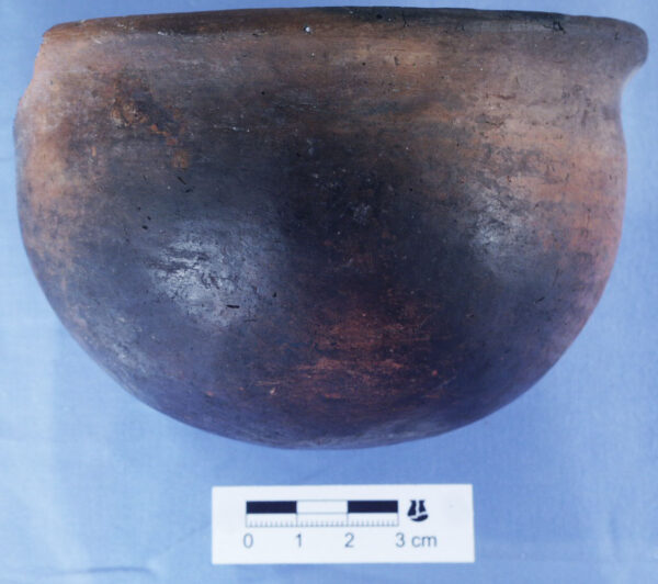 Sot-smudged O'odham bean-cooking pot