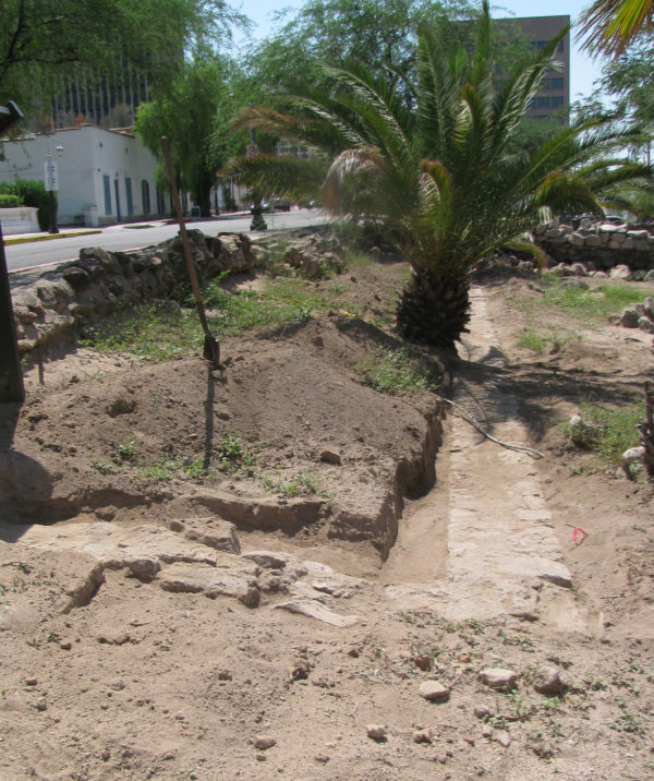 <em> The rock foundations of the downtown Romero House (photograph by Homer Thiel).</em>
